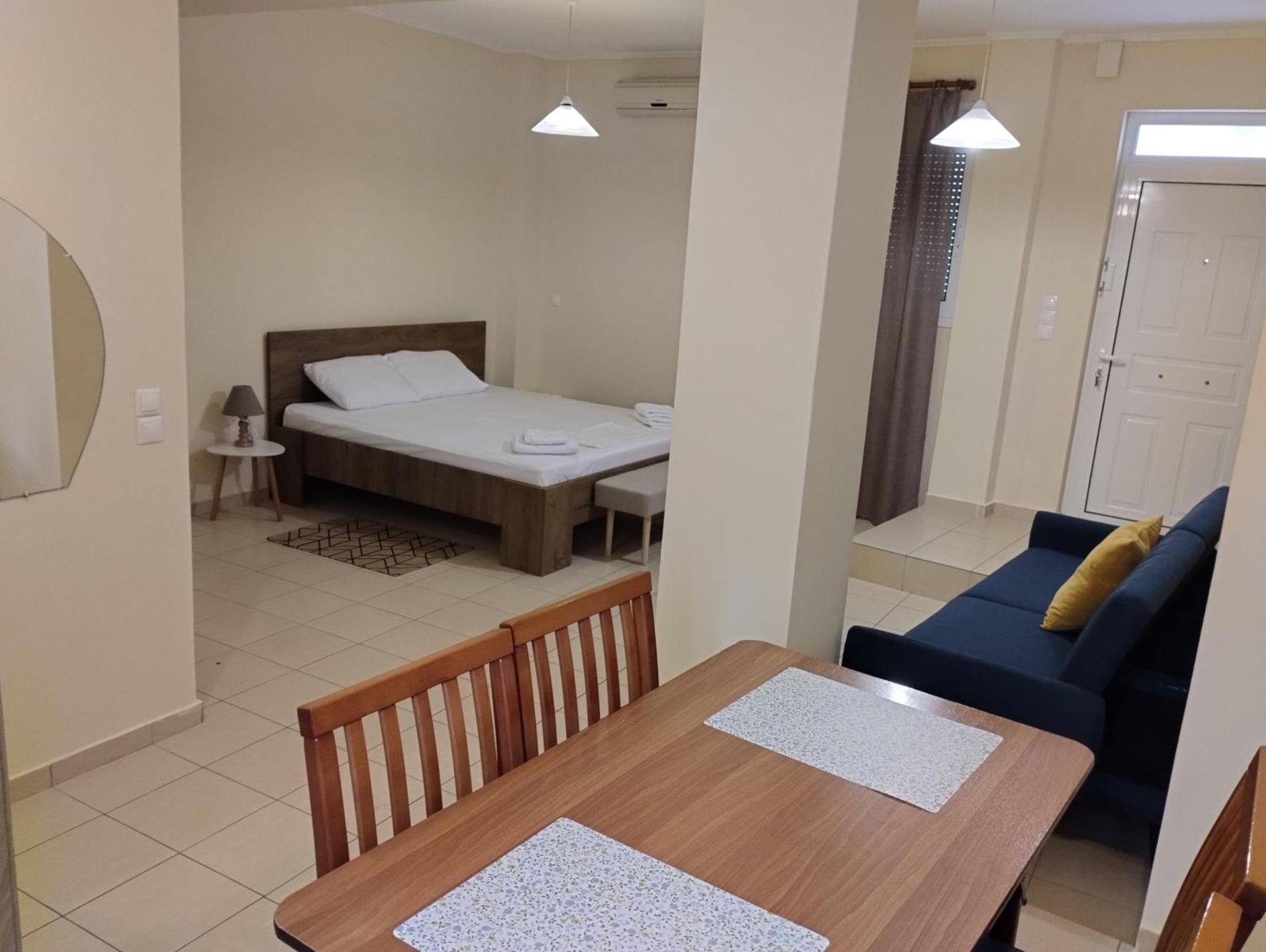 Apartment διατίθεται γκαρσονιερα *